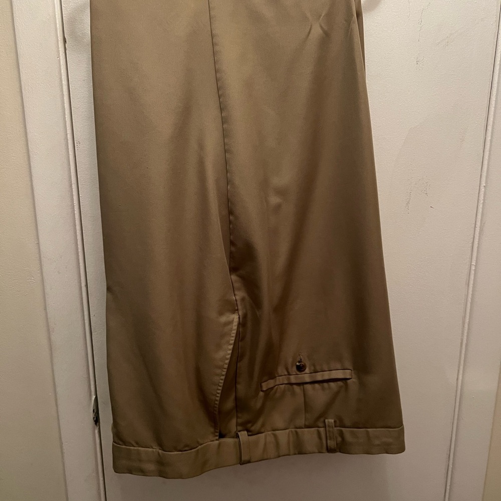 Haggar Men's Dress Pants in Tan